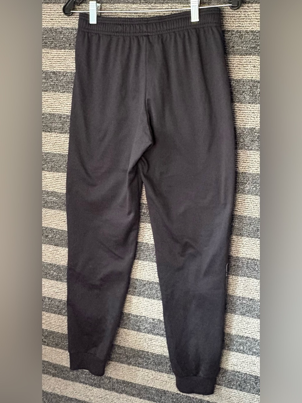 Under Armour Black Kids Track Sweat Pants Youth Large EUC - Picture 7 of 8